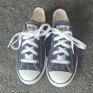 Navy Converse Chuck Taylors (low) kids size 1 1/2